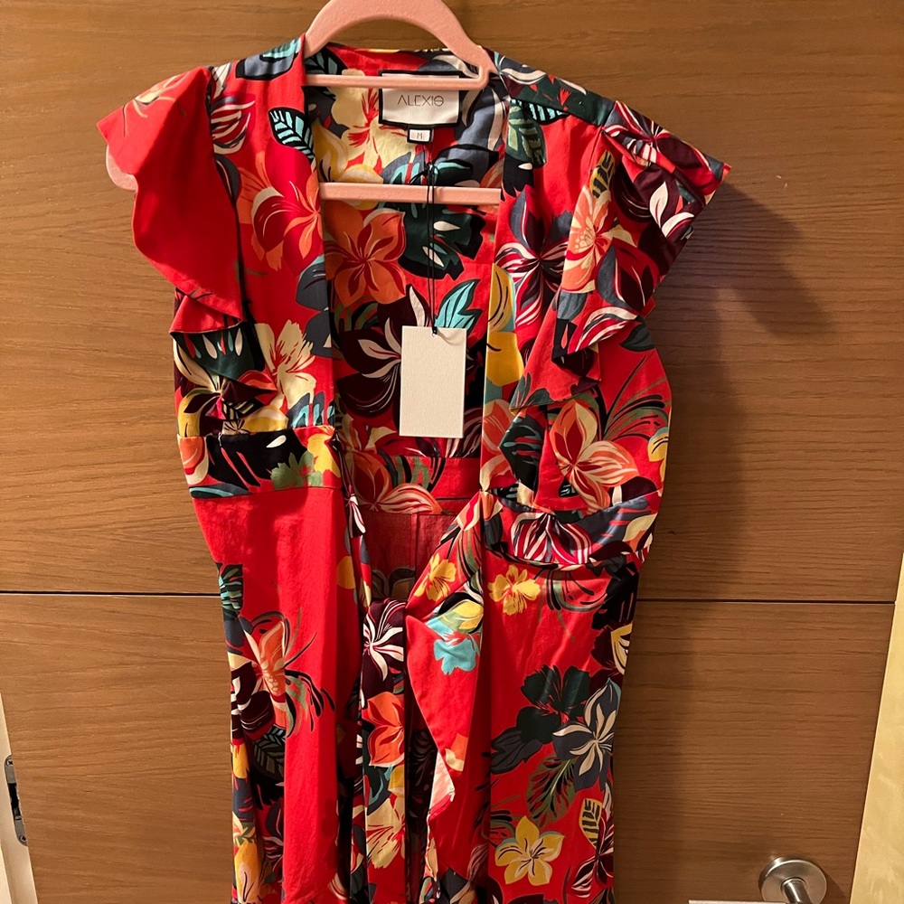 Alexis romper